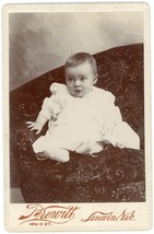 Circa 1880&#39;S Cabinet Card Adorable Baby Wearing White Dress Drewith Lincoln, Nb - £7.43 GBP