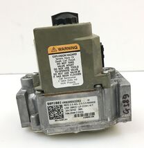 Honeywell VR8205S2262 Lennox 60M1601 Furnace Gas Valve used #G389 - €29,96 EUR