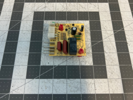 Whirlpool Refrigerator Defrost Control Board P# W10135899A - $24.95