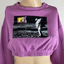 MTV Music Television Man Moon Astronaut Landing Flag Women&#39;s XS Crop Sweatshirt - £16.50 GBP