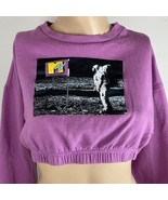 MTV Music Television Man Moon Astronaut Landing Flag Women&#39;s XS Crop Swe... - £19.23 GBP