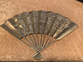 9" X 6" Brass Asian Fan wall Hanging Trivet *Pre-Owned* iii1 - $11.99