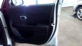 SOUL      2019 Front Door Trim Panel 103850500 - $136.33