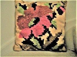 2 Toss Pillows Embroidered Pair of Throw Pillows Floral Front Solid Back Vtg 70s - £26.61 GBP