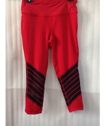 90 Degree Woman Gym Pants size M Red Black Moisture Wicking Active Capri... - $43.46 CAD