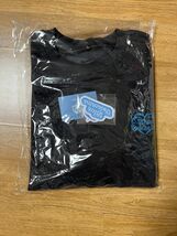 NMIXX Official HOODIE L-SIZE YEOIDO IFC MALL POP-UP STORE &#39;Blue Valentin... - $282.58 CAD