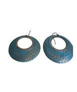 Costume dangle Earrings blue on embossed silver metal - $7.20