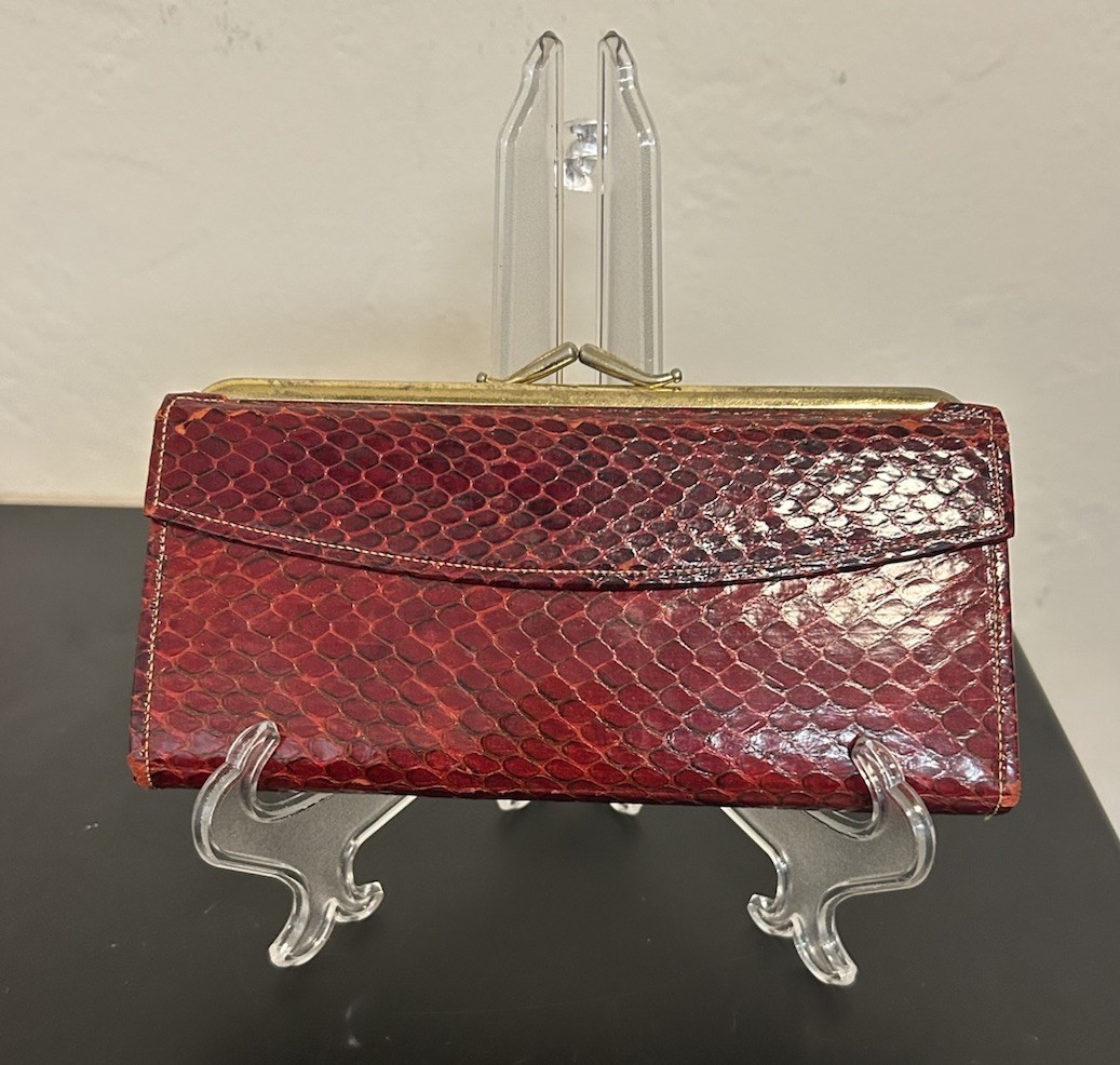 Vtg Snake Skin Baronet Red Cowhide Wallet Kiss Top Wallets Coin Purses Vtg Snake Skin Baronet Red Cowhide Wallet Kiss Top Wallets Coin Purses