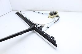 2002-2005 BMW 745i REAR LEFT DRIVER DOOR WINDOW SUN ROLLER SHADE MOTOR U0428 image 9