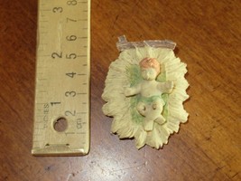 Read* Resin Nativity Baby Jesus in Manger 2.2&quot;x1.7x0.7&quot; Replacement Figu... - $159.83 MXN