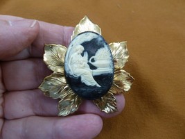 (CL1-12) WOMAN CHERUB black white CAMEO leaf brass pin Pendant Jewelry brooch - £27.94 GBP