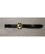 ROVEN DINO YELLOW BASE METAL SAPPHIRE CRYSTAL LEATHER QUARTZ WATCH - $1,375.86 MXN