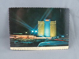 Vintage Postcard - MGM Grand Casino and Hotel Reno Nevada - Dexter Press - £11.95 GBP