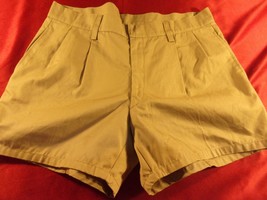 NWOT MENS TAN PLEATED SHORTS SIZE 33&quot; X 4.5&quot; SI 1087 - £15.92 GBP