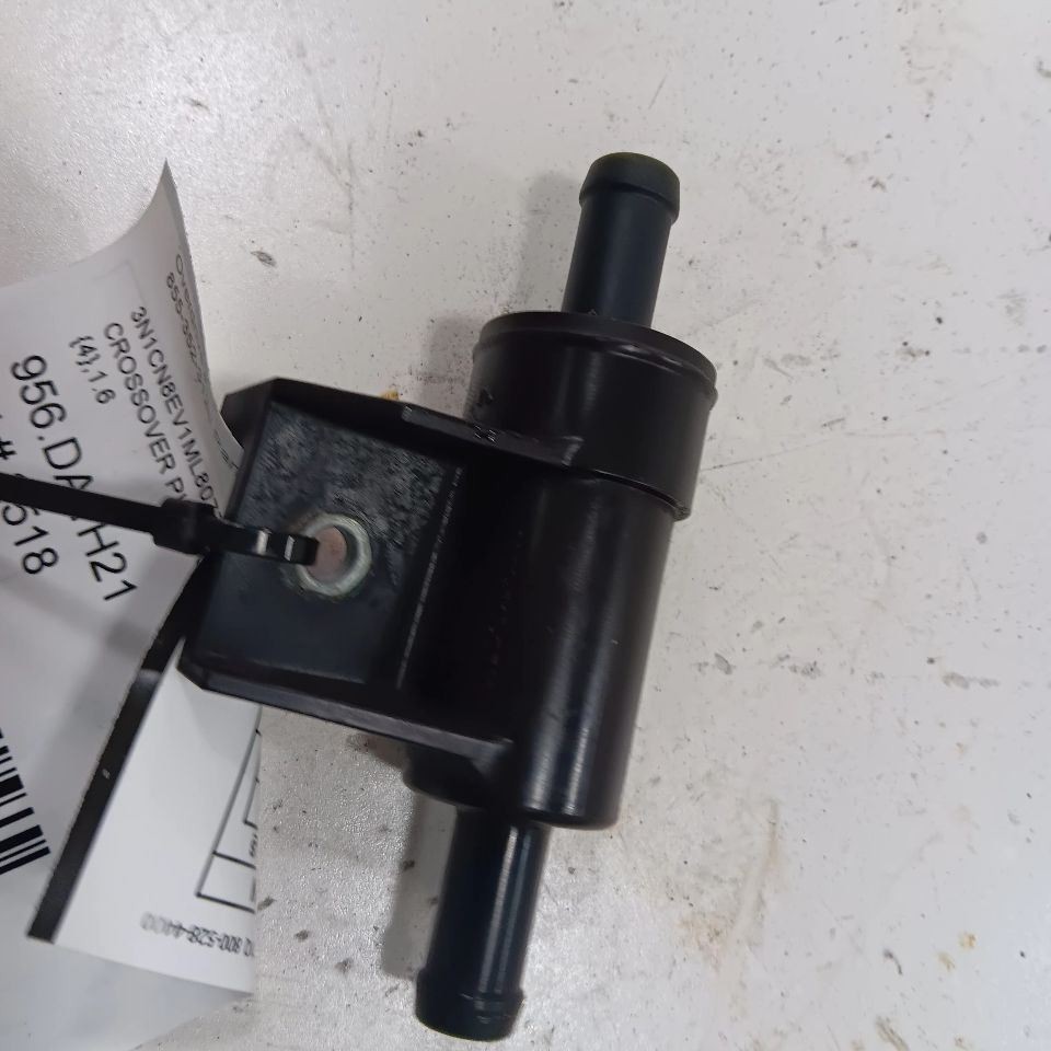 Nissan Versa 1.6 Coolant Line Crossover Pipe  2023 2022 2021 2020Inspect... - $22.45