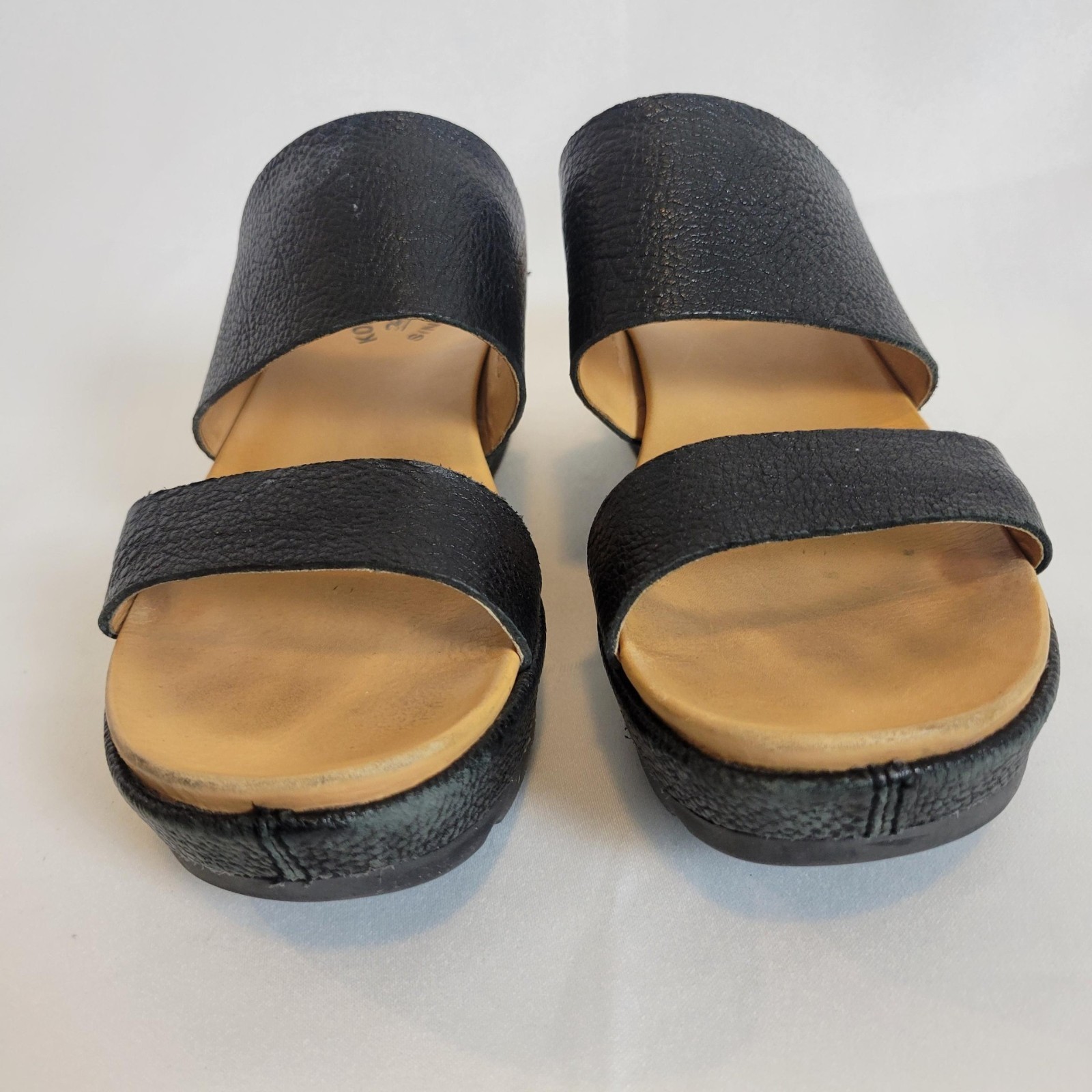 Kork Ease Kane Wedge Sandals 8M Black Pebbled Leather Strappy Slip On K50203 Item image 3