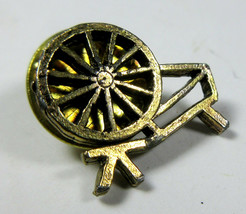 Vintage Spinning Wheel Gold-tone Metal Lapel Pin Pinback - £8.59 GBP