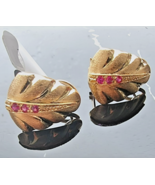 Authenticity Guarantee

750 18K ROSE GOLD NATURAL PINK RUBY OMEGA CLIP L... - $18,950.68 MXN