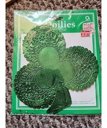 Foil Lace 6&quot; Green Foil St Patrick&#39;s Day Shamrock Doilies 8 Pack New &amp; S... - $275.67 MXN