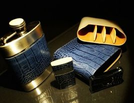 Brizard  Indigo Croco Pattern and Gray Leather with cutter & lighter ( Empty ) image 3