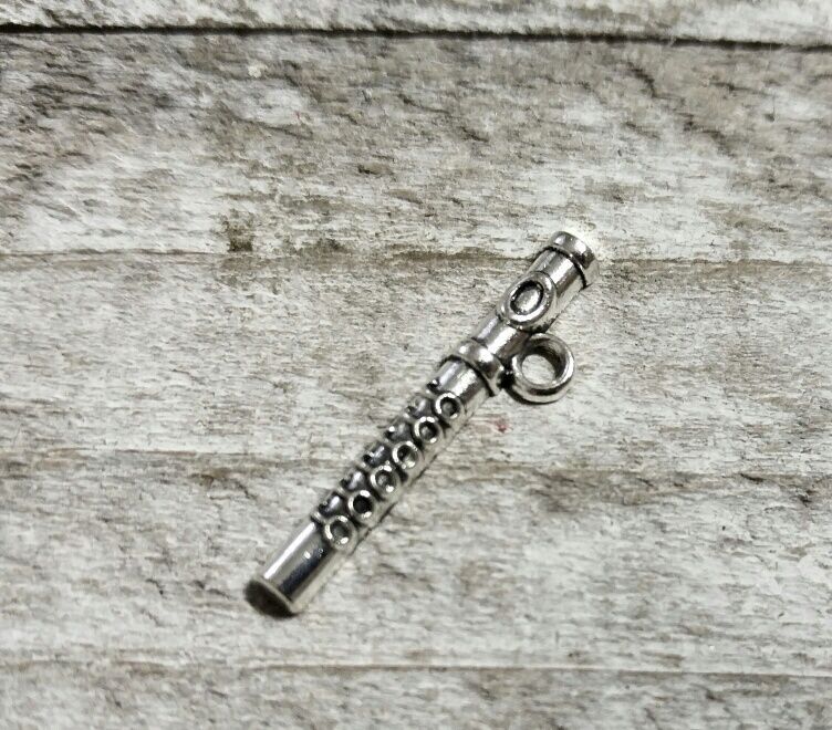 10 Flute Charms Musical Instrument Marching Band Pendants Antiqued Silver - $1.63
