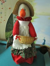 Wamsutta Hallmark Goose Country Doll With Basket 22 Cloth - £97.51 GBP