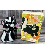 VNT 70s Avon Fragrance Glace Pin Pal (SS5) - Sniffy the Skunk - Spring E... - £15.20 GBP