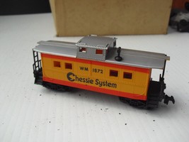 Vintage 1980s HO Scale Life Like Chessie System 1872 Caboose Car 4 1/2&quot; Long - £14.02 GBP