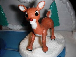 Island of Misfit Toys Rudolf Christmas Reindeer Display Stand HARD TO FIND RARE - £14.69 GBP
