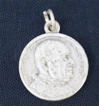 Vintage Religious Medallion Pendant Pope Maximus Rome - $24.73