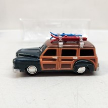 Lemax Vtg Style BEACH Wagon CHRISTMAS Mini Figurine 84834 Village Collec... - $14.50