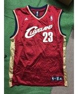 Lebron James 23 Cleveland Cavaliers Jersey XL burgundy gold sides Adidas... - $2,470.70 MXN