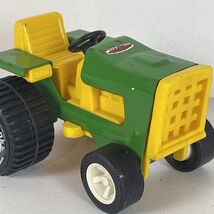 Vintage 4.25" tonka Farm Tractor Plastic Metal Yellow &amp; Green John Deere... - $10.63