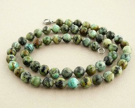 100% Natural Green stone mens womens necklaces Handmade beaded 08 mm 16&quot; 01stand - £76.73 GBP