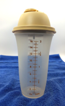 Tupperware Shaker Cup - 844-4 - Classic Yellow!  Lid/Complete! 16 oz. + VTG! - £14.92 GBP