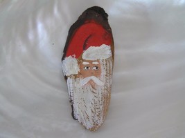 Estate Handmade Painted SANTA CLAUS on Tree Slice Pin Brooch – 2 and 5/8... - £8.20 GBP