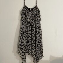 Women’s No Boundaries Summer Sun Dress XL/XG (15-17) Daisies Print - €12,00 EUR