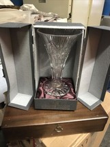 Stunning Waterford Crystal 10 Vase Rock of Cashel Romance of Ireland In Orig Box - £136.23 GBP