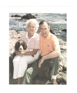GEORGE BUSH &amp; BARBARA &amp; MILLIE vintage 8&quot; x 10&quot; color picture (from Whit... - $14.84