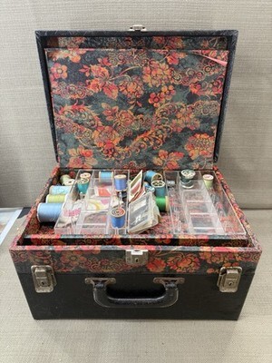 Vintage Sewing Box w/ Brass Accents Includes 1 Tray Stuffed w/notions Item image 9