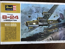 Revell Model Plane Kit B-24 Liberator Warbird 1/72 Scale Full 18 Inch Wi... - $44.00