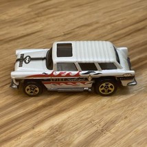 1999 Hot Wheels Surf &#39;N Fun Chevy Nomad #964 White Paint-Spike Surfboard... - $11.88