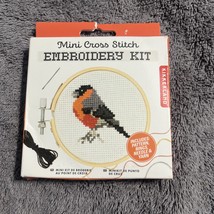 Kikkerland (GG180) Embroidery Kit Bird GG180 Kikkerland#1 - $185.14 MXN