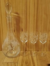 Vintage Wine Decanter MCM Style Etched Grapes &amp; Leaves Stopper 3 Glasses - £27.69 GBP