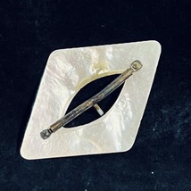 Victorian Mother Of Pearl Diamond Shaped Sash Clip - $9.90