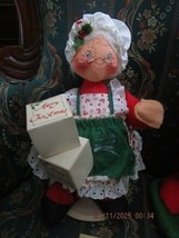 Mrs Claus With Gifts 12&quot; ^^ - $44.55