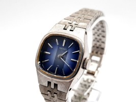 Vintage Seiko ladies watch 11-3949 winding works blue dial silver toned 18mm - £43.83 GBP