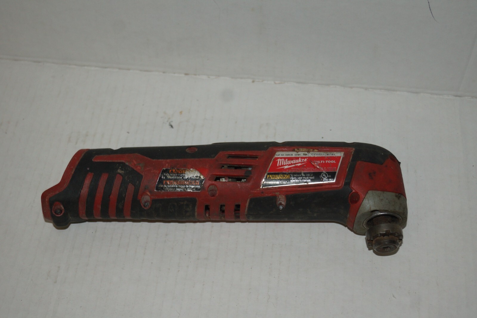 FOR PARTS NOT WORKING - MILWAUKEE 2426-20 12 VOLT CORDLESS MULTI TOOL FP39 Item image 4