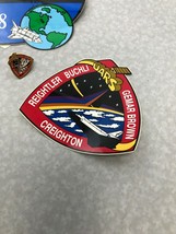 Nasa Space Shuttle Discovery STS-48 Lot Patch Stickers Pin KG CR21 - $14.85