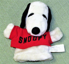 Vintage Snoopy Puppet Peanuts Gang Irwin Toys Red Shirt Plush 9&quot; Stuffed Beagle - £6.38 GBP